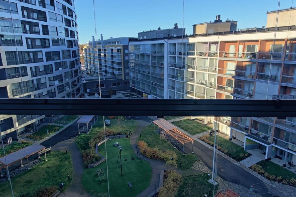 New Ruby Near Helsinki Airport In Kivistoe *