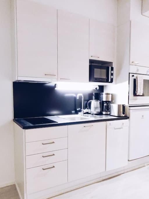 Apartment New Ruby Near Helsinki Airport In Kivistoe